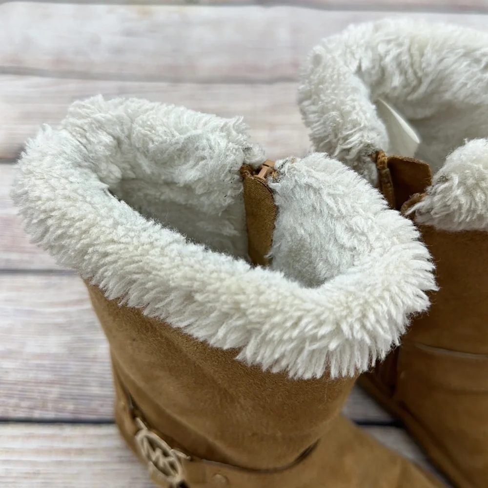 Michael Kors Lil Brownie Tan and Faux Fur Boots Girls Size 8